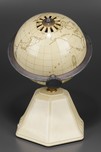 Colonial ’New World’ 158 Globe Radio - Loewy Design